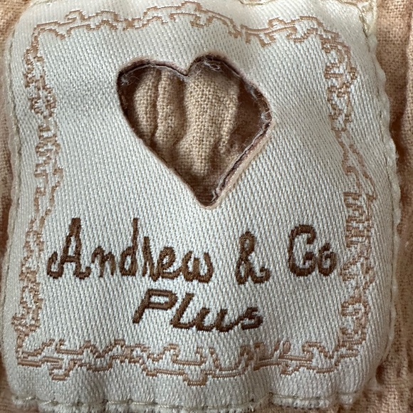 Andrew & Co Crinkle Button Down Tan Shirt, Size 2X - Picture 2 of 8